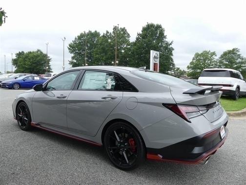 2025 Hyundai ELANTRA N Base