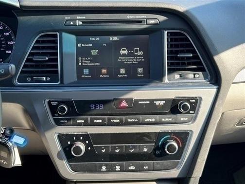 2016 Hyundai SONATA SE
