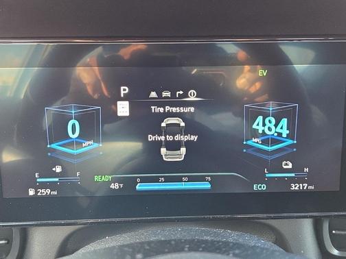 2025 Hyundai ELANTRA HEV SEL Sport