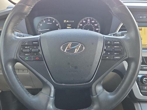 2016 Hyundai SONATA Limited
