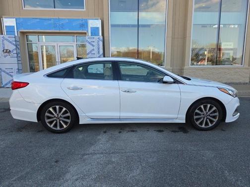 2016 Hyundai SONATA Limited