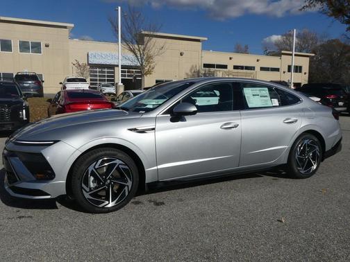 2026 Hyundai SONATA SEL