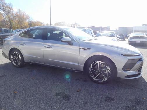 2026 Hyundai SONATA SEL