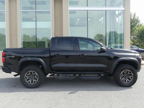 2023 Chevrolet Colorado ZR2