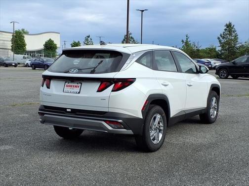 2025 Hyundai TUCSON SE