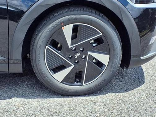 2025 Hyundai IONIQ 5 SE