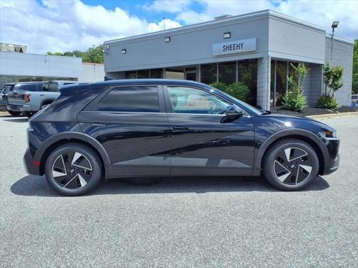 2025 Hyundai IONIQ 5 SE