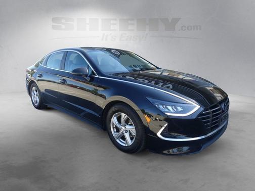 2022 Hyundai SONATA SE