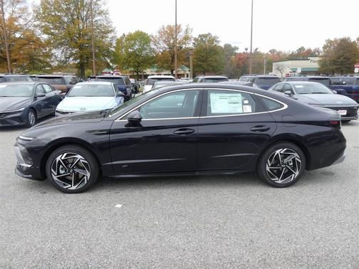 2026 Hyundai SONATA SEL