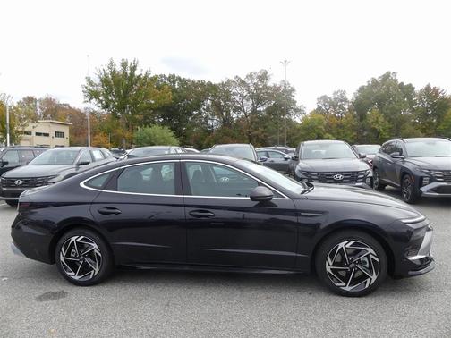 2026 Hyundai SONATA SEL