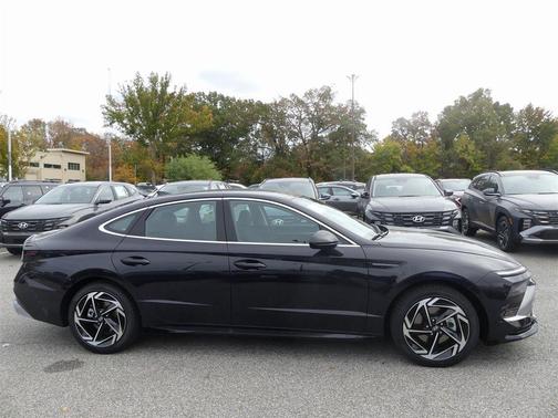 2026 Hyundai SONATA SEL