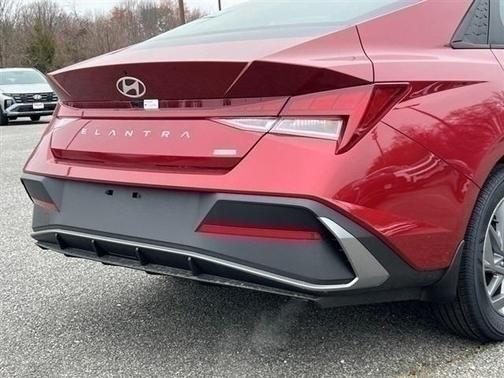 2025 Hyundai ELANTRA HEV Blue