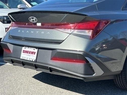 2025 Hyundai ELANTRA Sport