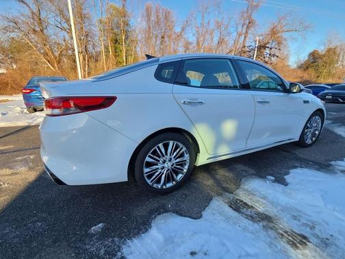 2017 Kia Optima SXL Turbo