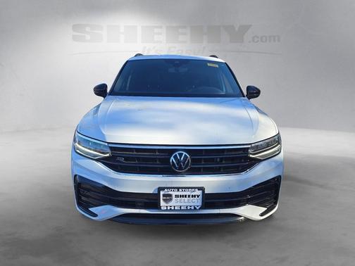 2022 Volkswagen Tiguan 2.0T SE R-Line Black 4MOTION