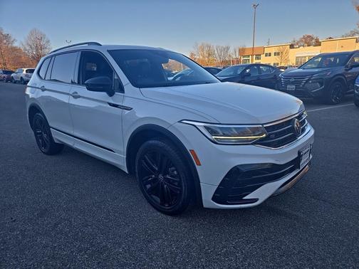 2022 Volkswagen Tiguan 2.0T SE R-Line Black 4MOTION