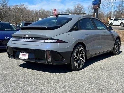2025 Hyundai IONIQ 6 SE