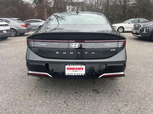 2026 Hyundai SONATA Hybrid SE