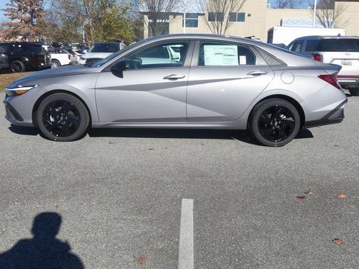 2026 Hyundai ELANTRA Sport