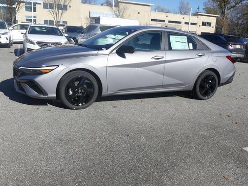 2026 Hyundai ELANTRA Sport