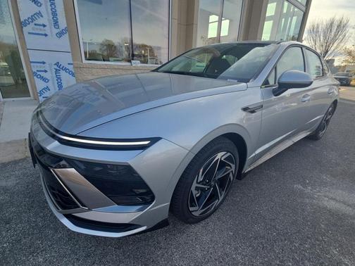 2026 Hyundai SONATA SEL