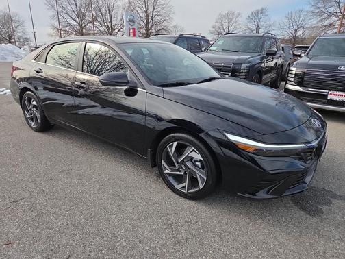 2025 Hyundai ELANTRA HEV Limited