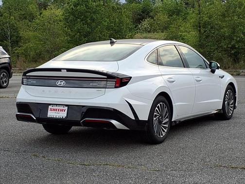 2025 Hyundai SONATA Hybrid Limited
