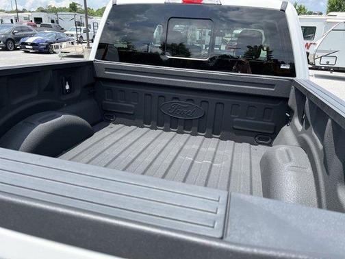 Photo 5 of 25 of 2018 Ford F-150 XLT