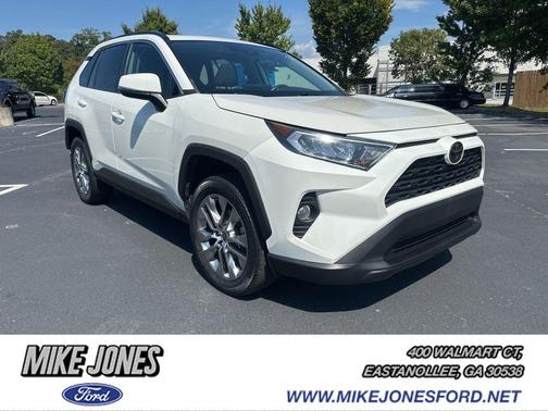 2021 Toyota RAV4 XLE Premium
