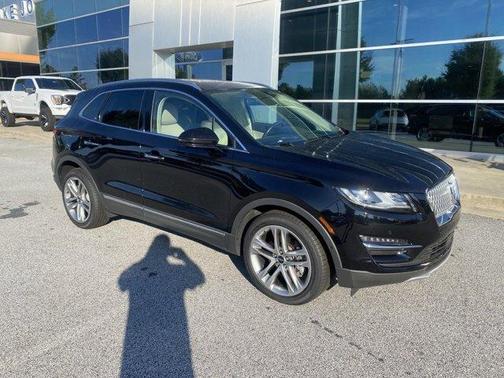 Photo 3 of 18 of 2019 Lincoln MKC Reserve