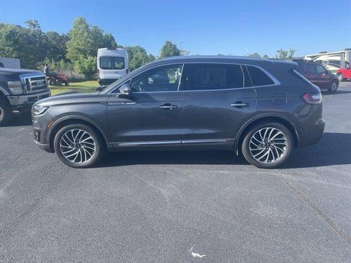 2020 Lincoln Nautilus Reserve