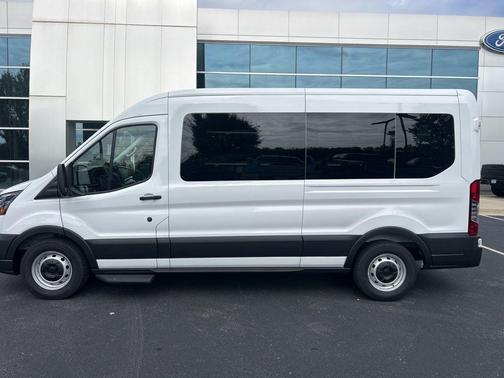 2025 Ford Transit-350 XL