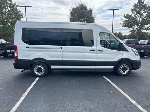2025 Ford Transit-350 XL