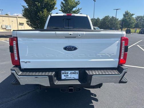 2025 Ford F-350 Lariat Super Duty