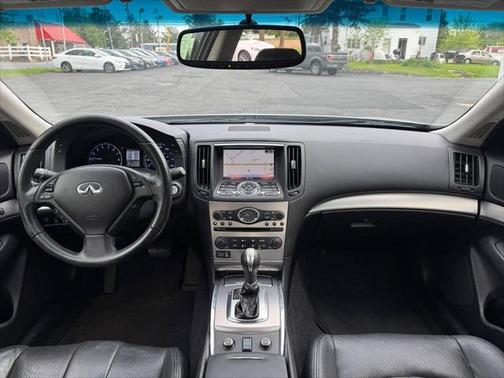 2013 INFINITI G37x Base