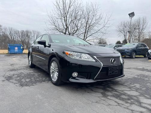 2015 Lexus ES 350 Crafted Line