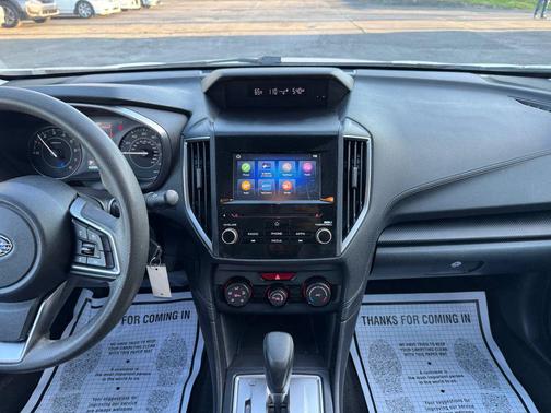 Crystal White Pearl 2019 Subaru Impreza 2.0i Premium