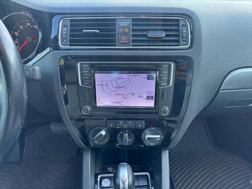 2016 Volkswagen Jetta 1.8T Sport