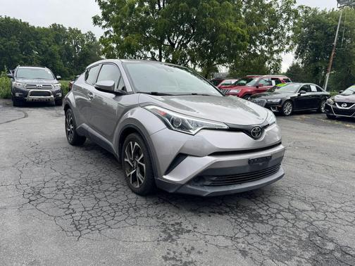 Silver 2019 Toyota C-HR XLE