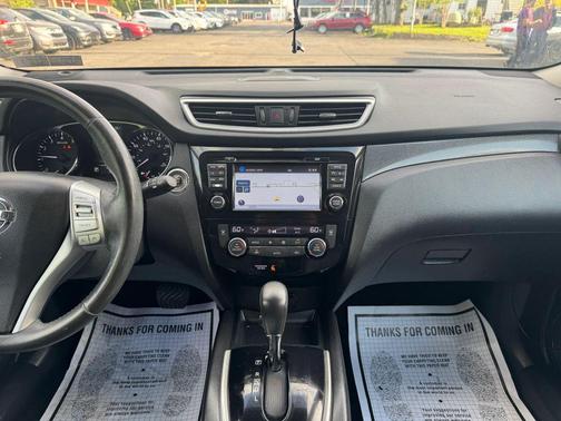 Magnetic Black 2016 Nissan Rogue SL