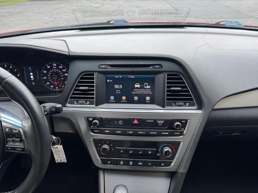 2017 Hyundai SONATA Sport 2.0T