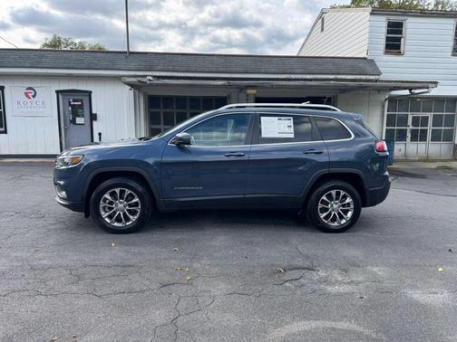 Slate Blue Pearlcoat 2021 Jeep Cherokee Latitude Lux