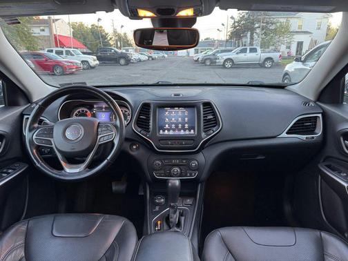 Slate Blue Pearlcoat 2021 Jeep Cherokee Latitude Lux
