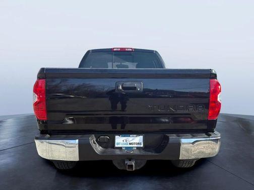 2015 Toyota Tundra SR5