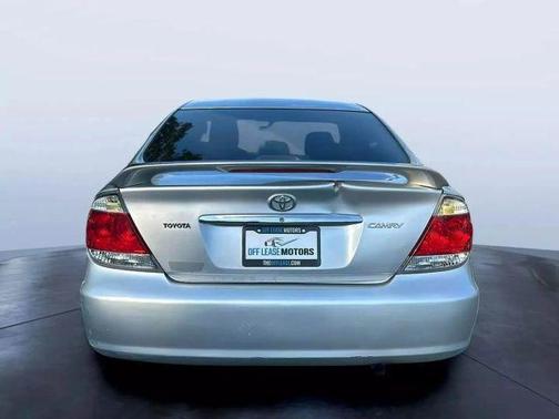2005 Toyota Camry SE