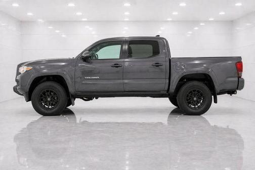 Gray 2019 Toyota Tacoma SR5