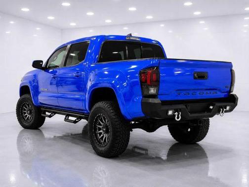 Blue 2021 Toyota Tacoma SR5