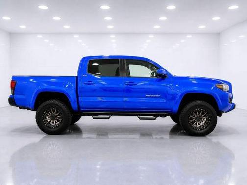 Blue 2021 Toyota Tacoma SR5