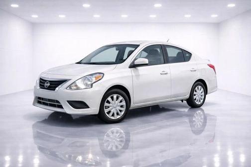 2016 Nissan Versa 1.6 SV