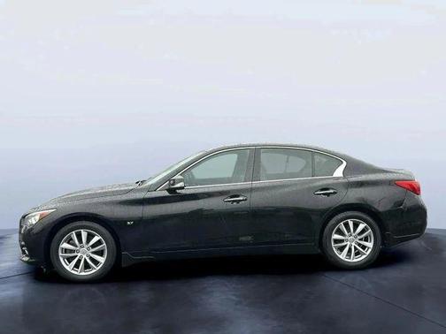 2015 INFINITI Q50 Premium